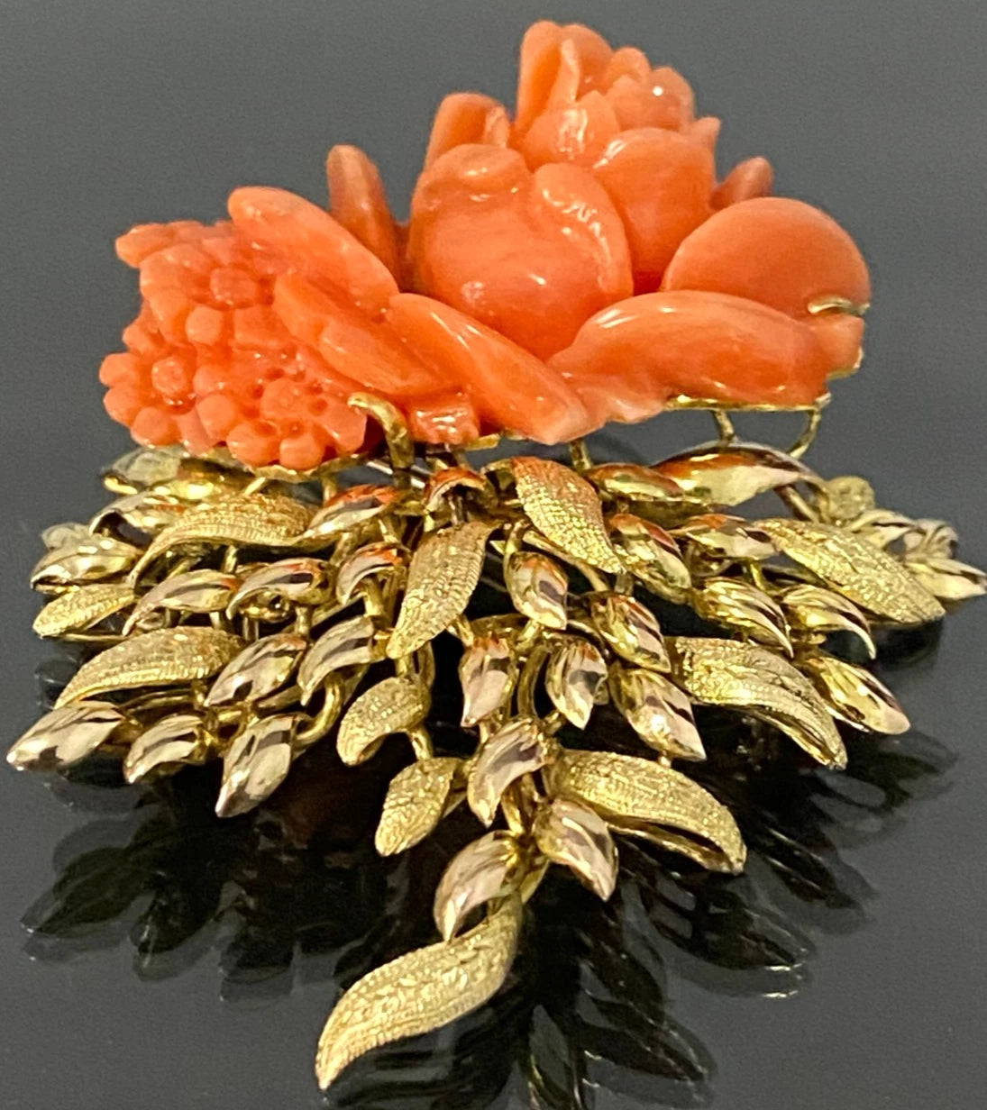 Art Deco 18K Yellow Gold & Carved Coral Brooch 57mm High