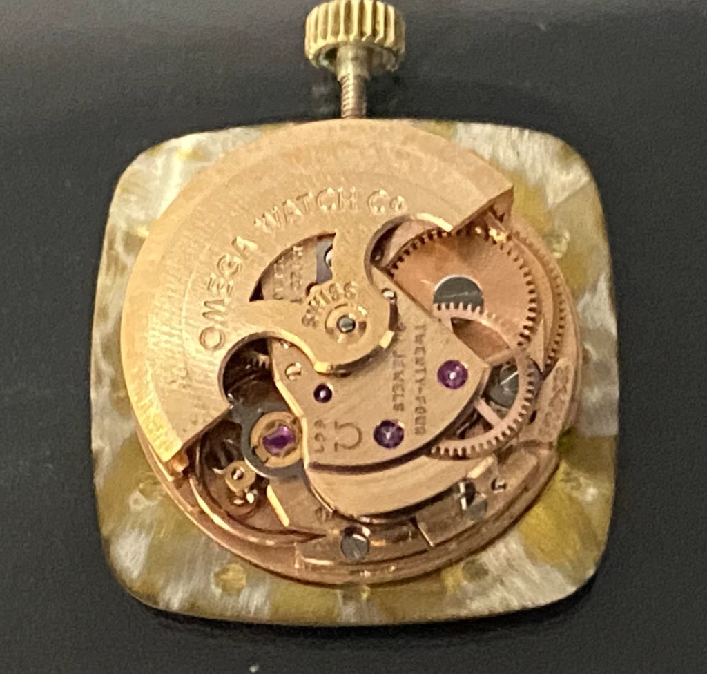 18K Solid Yellow Gold Bracelet & Case Automatic OMEGA Wristwatch