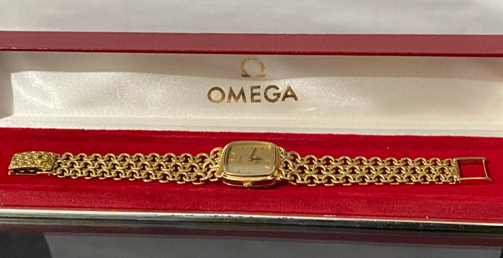 18K Solid Yellow Gold Bracelet & Case Automatic OMEGA Wristwatch