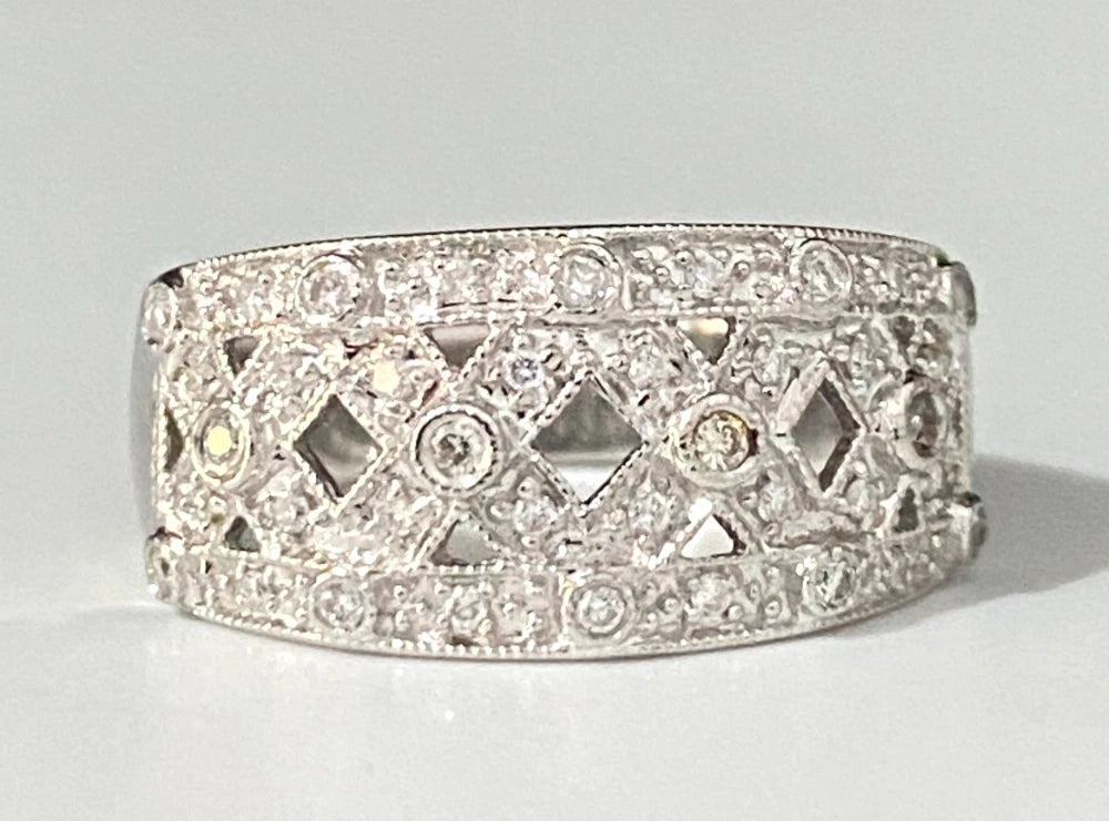 18K White Gold & 0.25CT Diamond Filigree Dress Ring Size O - 7 1/4
