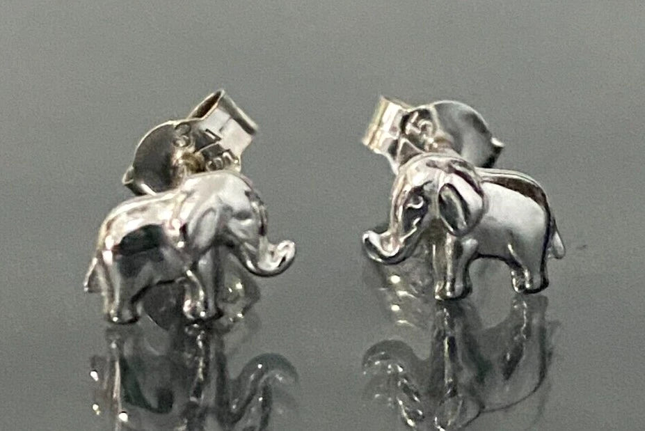 18K White Gold Elephant Stud Earrings