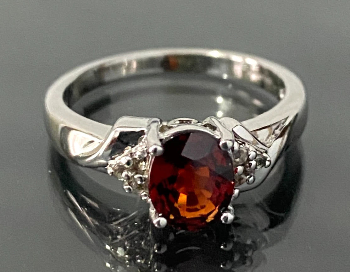 9K White Gold W/ Garnet & White Zircon Ring Size N - 6 3/4