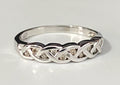 9K White Gold & Diamond Celtic Knot Design Band Ring Size O - 7 1/4