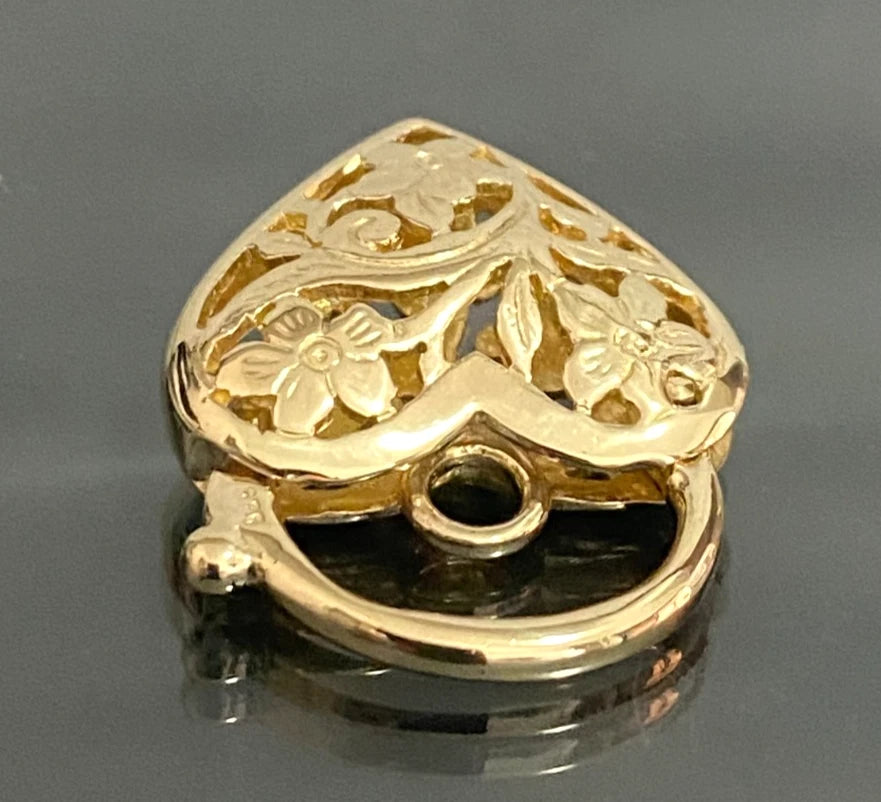 9CT yellow gold Heart-shaped Floral Filigree Padlock Pendant 5.92 grams
