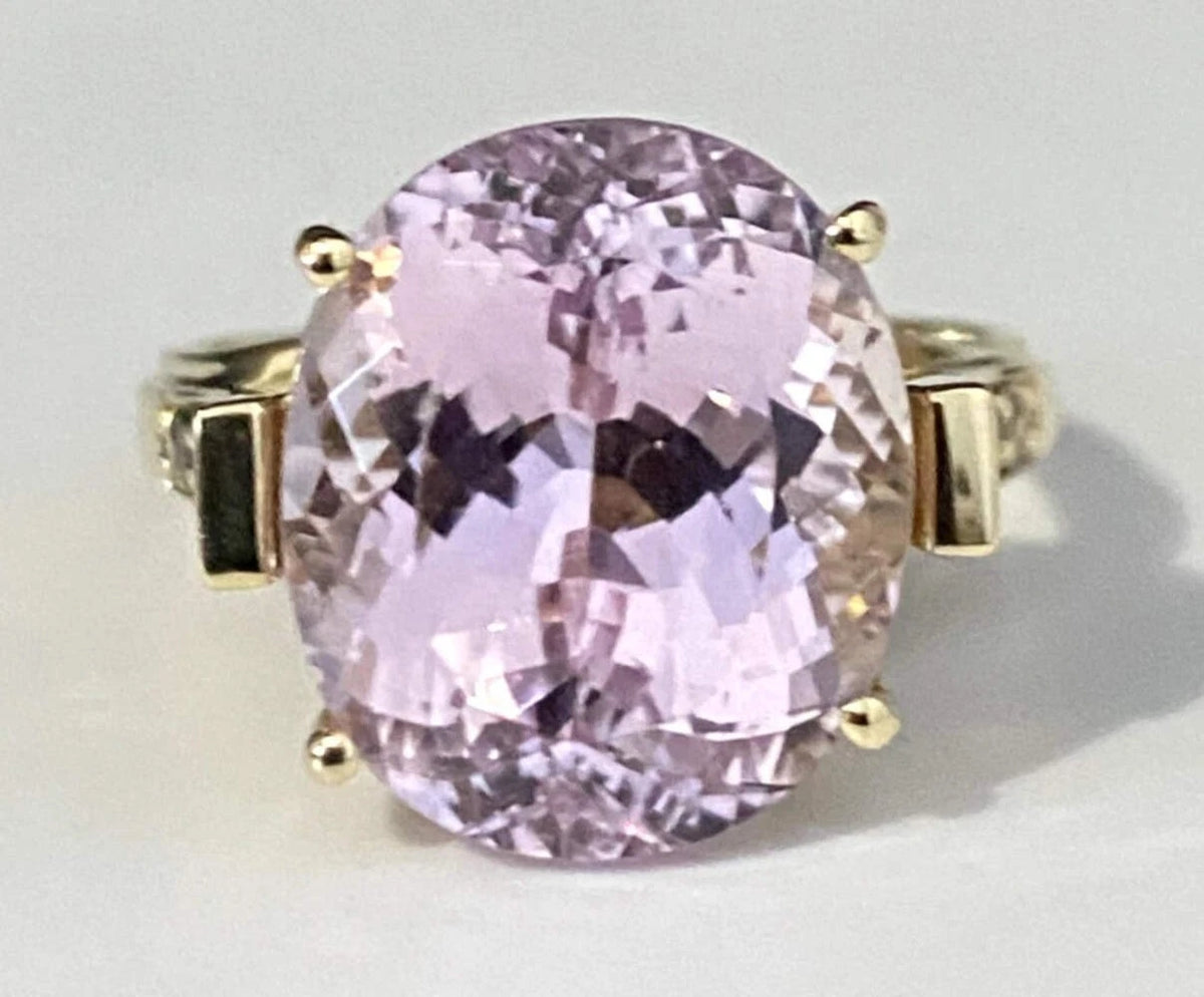 9K Yellow Gold With 10.0CT Pink Kunzite Ring Size N 1/2 (US 7)