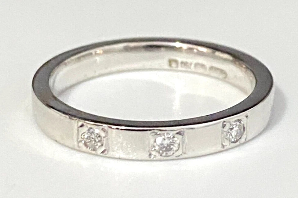 18K White Gold & Diamond Wedding Band Ring Size K 1/2 - 5 3/8