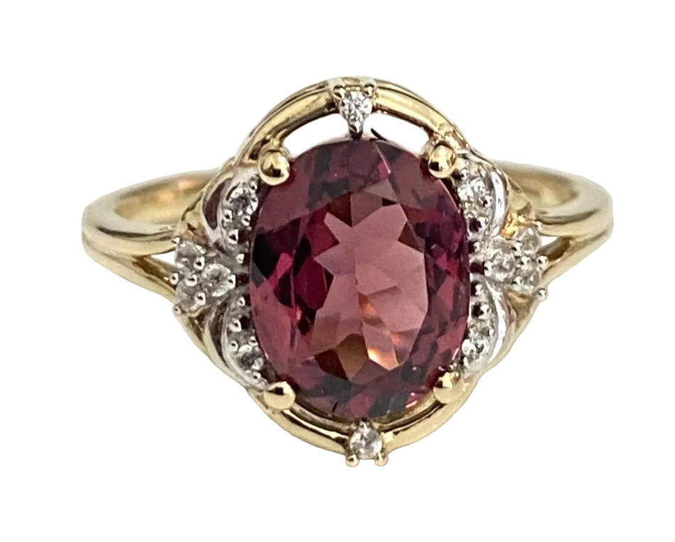 9K Yellow Gold with 1.94CT Garnet Ring Size L (US 5.75)