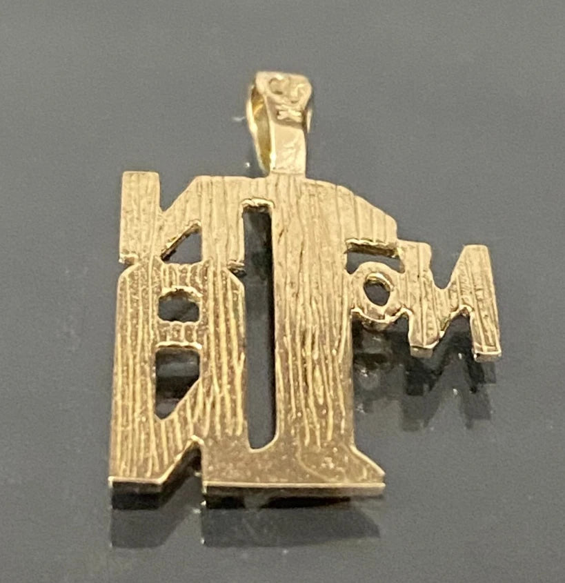 9K Yellow Gold " No 1 NAN " Pendant