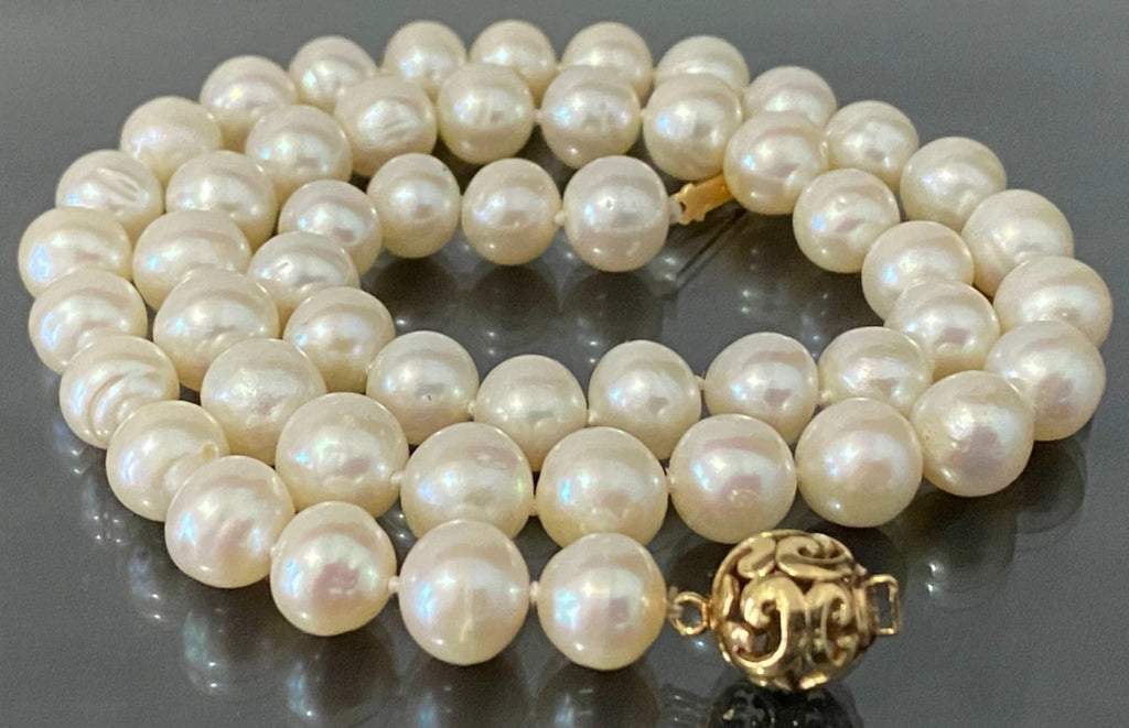 White Cultured Pearl Single-Strand Necklace W/ 9K Yellow Gold Clasp 44cm Long