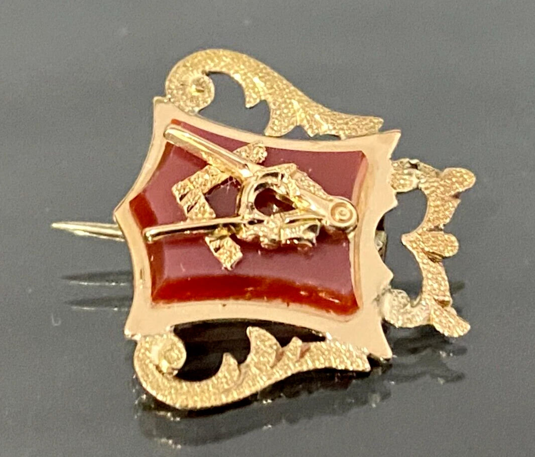 Art Nouveau 15K Yellow Gold & Carnelian Shield Masonic Brooch