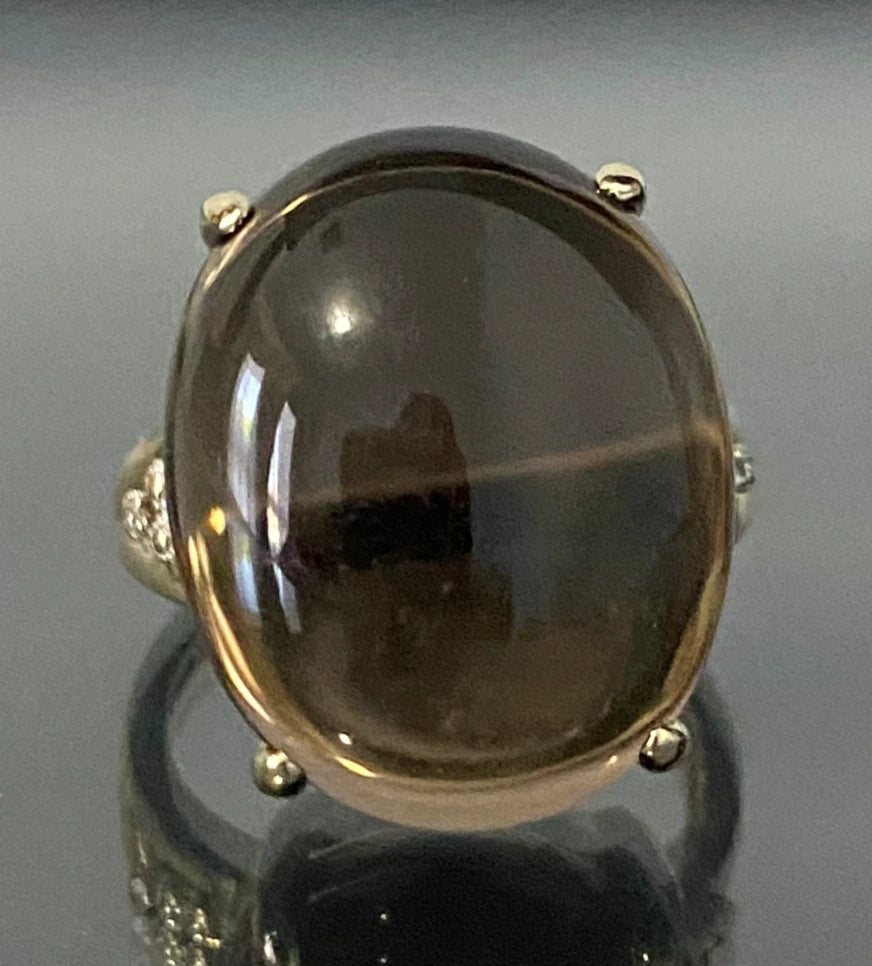 10CT Yellow Gold W/ Cabochon Smoky Quartz & Diamond Ring Size M - 6 1/4