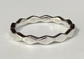 18K White Gold Geometric Shaped Band Ring Size K - 5 1/8
