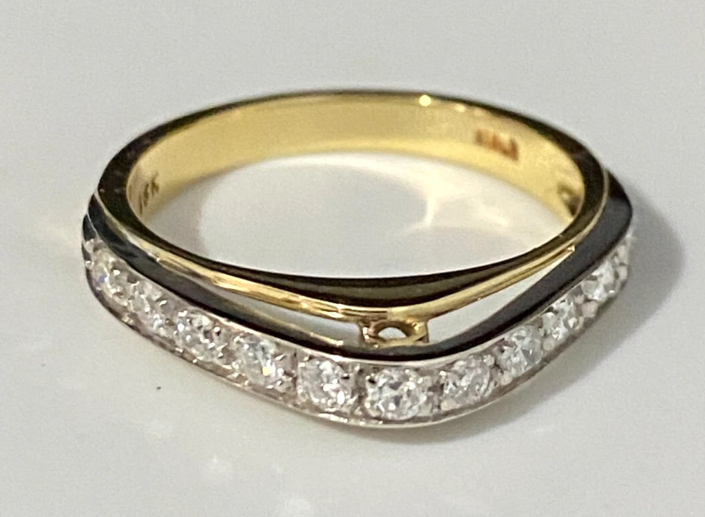 18K Yellow Gold & 0.30CT Diamond Shaped Half Eternity Ring Size M - 6