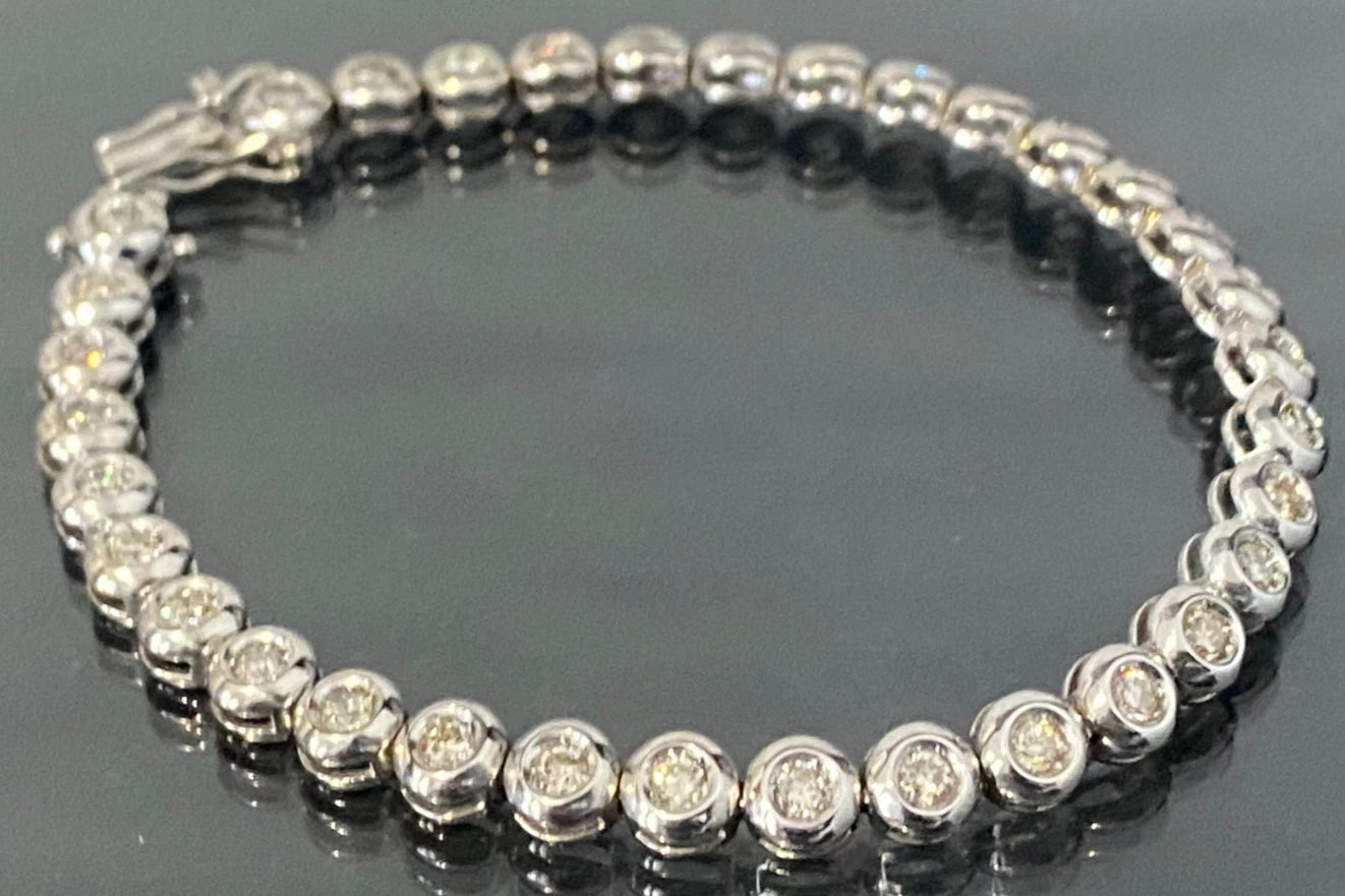 18K White Gold & 2.0CT Diamond Bezel-Set Tennis Bracelet 18.50cm Long