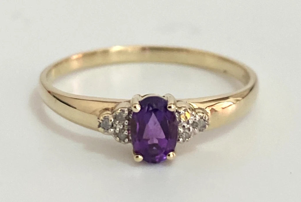 9K Yellow Gold W/ Amethyst & Diamond Ring Size T (US 9.75)