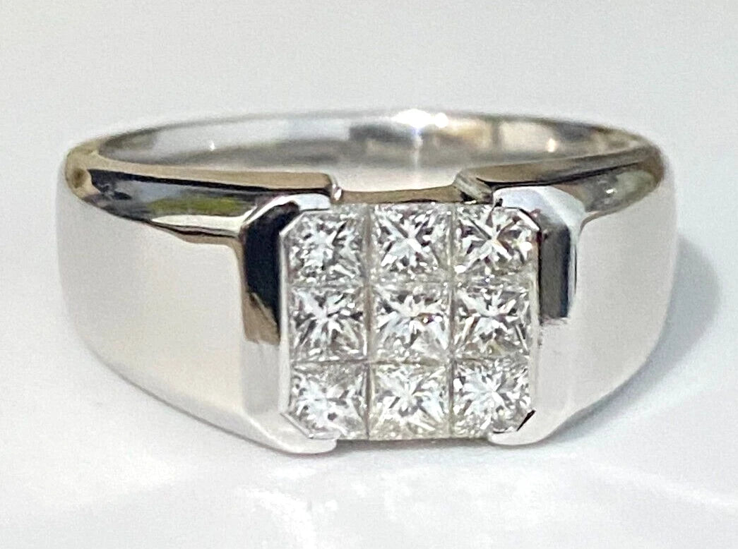 Heavy 18K White Gold & 1.0CT Diamond Princess Cut Ring Size R - 8 5/8