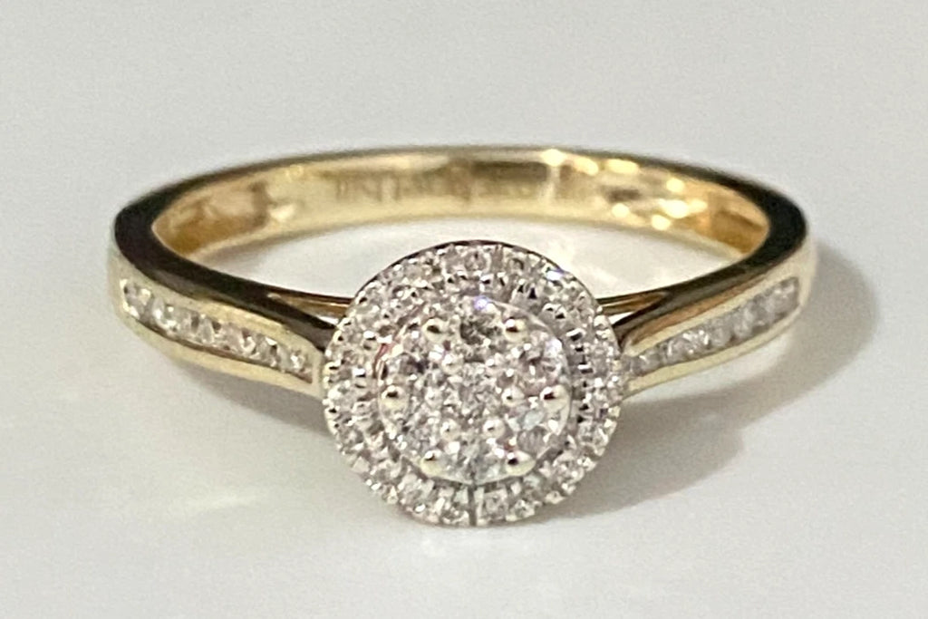 10K Yellow Gold & 0.25CT Diamond Halo engagement Ring Size O - 7 1/4