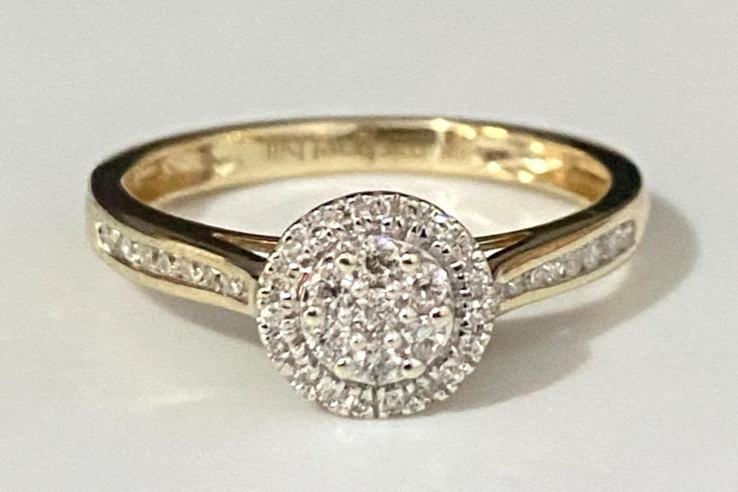 10K Yellow Gold & 0.25CT Diamond Halo engagement Ring Size O - 7 1/4