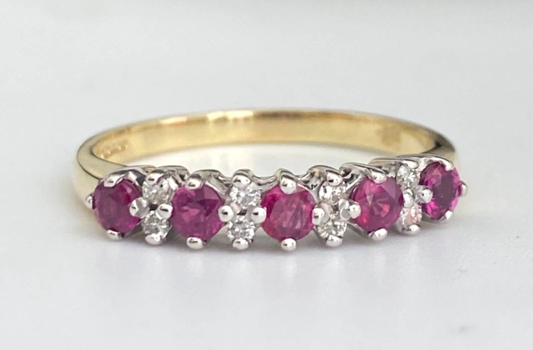 18ct Yellow Gold Ruby Diamond Half Eternity Anniversary Ring – Size R (US 8.75)