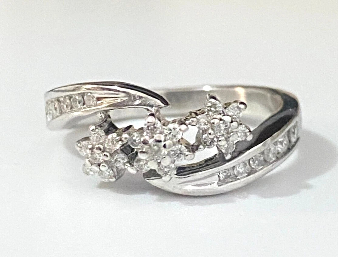 9K White Gold & 0.25CT Diamond 3 Flower Cluster Ring Size N (US 6.5)