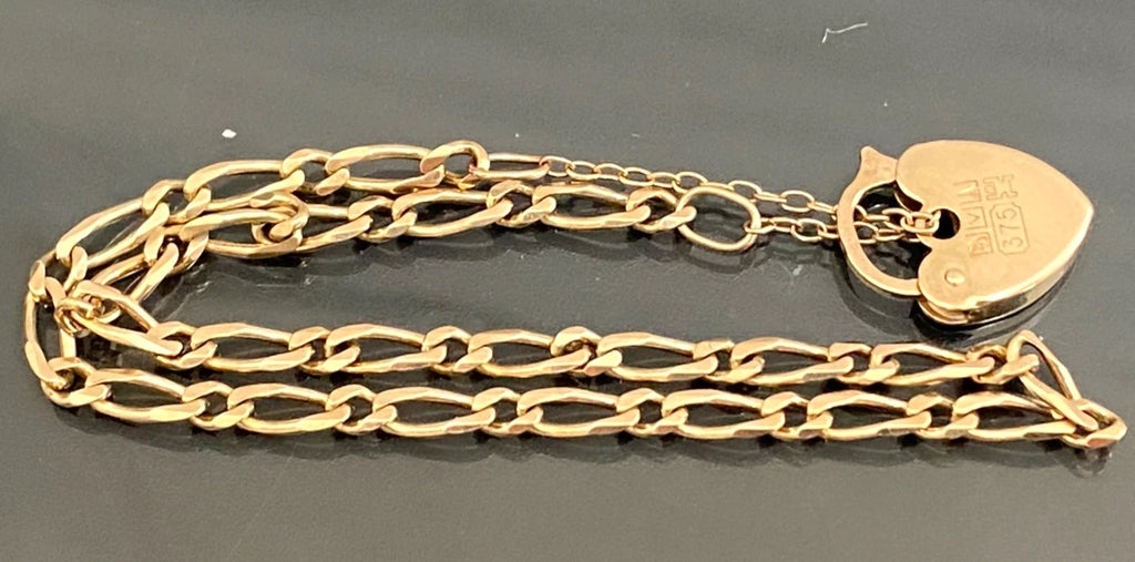 9K Yellow Gold Figaro Link Padlock Bracelet 18.0cm Long