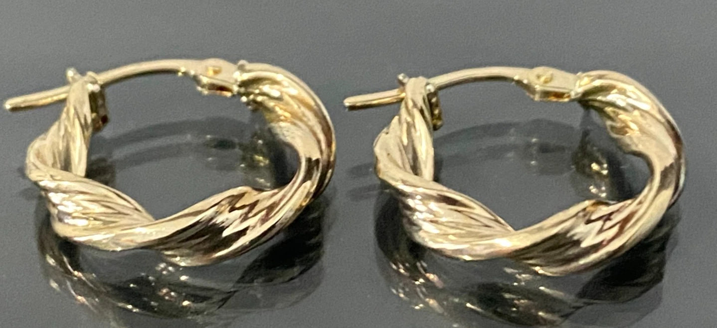 Italian 9K Yellow Gold Twist Hoop Earrings 16.50mm