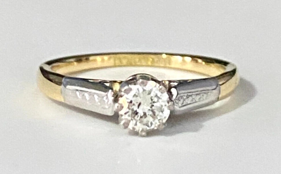 18K Yellow Gold & Platinum 0.30CT Diamond Solitaire Ring Size K - 5 1/8