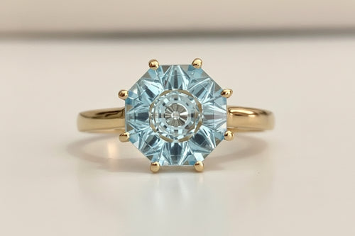 10K Yellow Gold 3.17CT Quasar Cut Sky Blue Topaz Ring Size N (US 6.75)