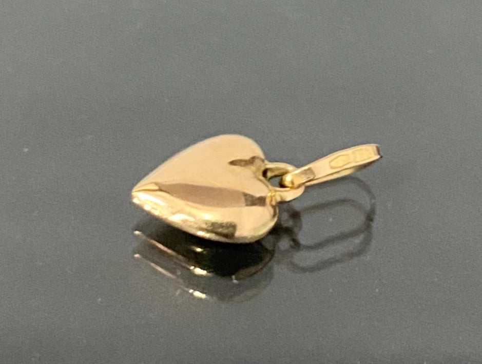 Italian 18K Yellow Gold Heart Charm/ Pendant