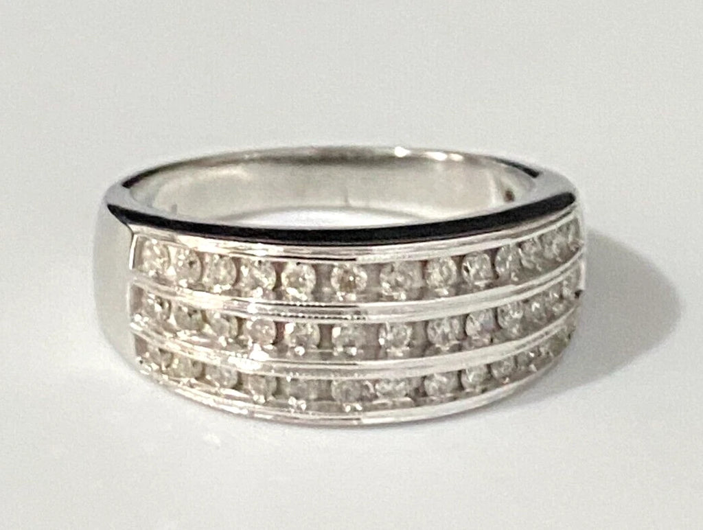 9K White Gold & 0.50CT Diamond Three Row Ring Size P - 7 1/2