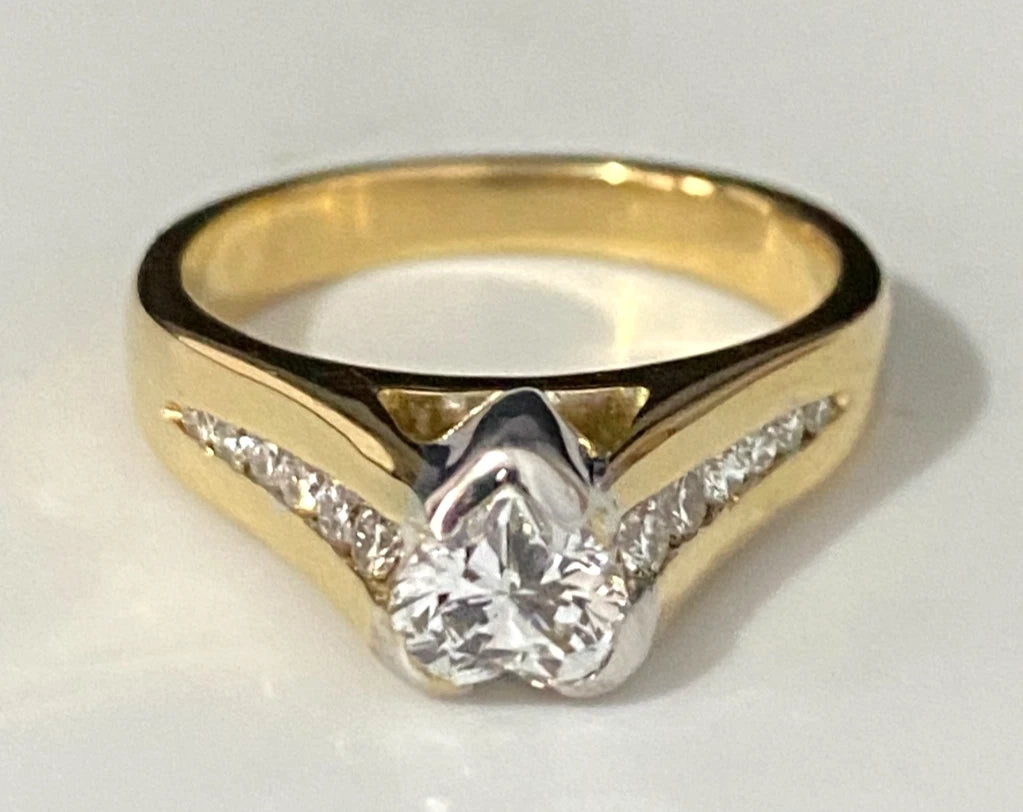 18K Yellow Gold & Heart Diamond Engagement Ring Size K - 5 1/4