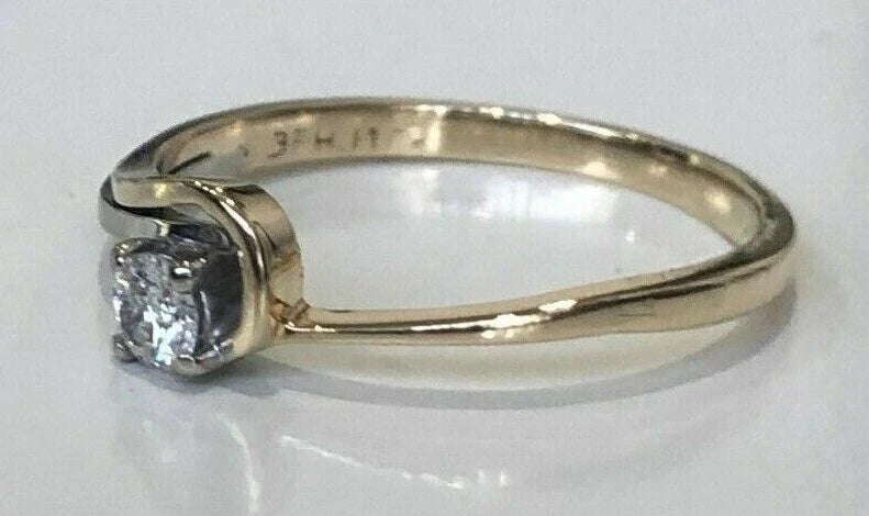 10K Two Color Gold & 0.15CT Diamond Single Stone Swirl Ring Size O - 7