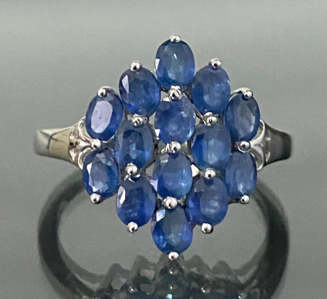 9K White Gold & Kyanite Cluster Ring Size R - 8 3/4
