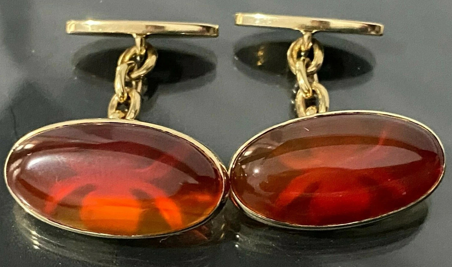 9K Yellow gold & Carnelian Cabochon Spider Shape Setting Cufflinks 11.24g