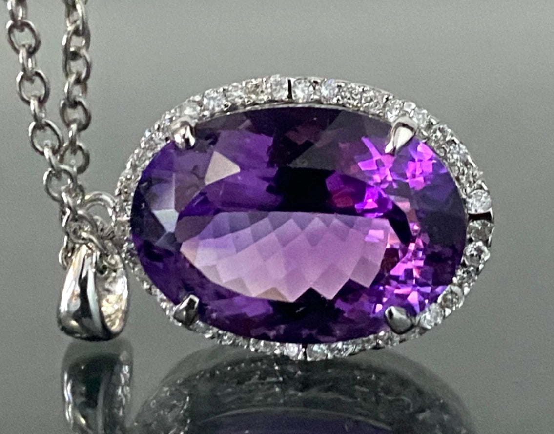18K White Gold With 10.0CT Amethyst & Diamond Pendant 29.0mm High