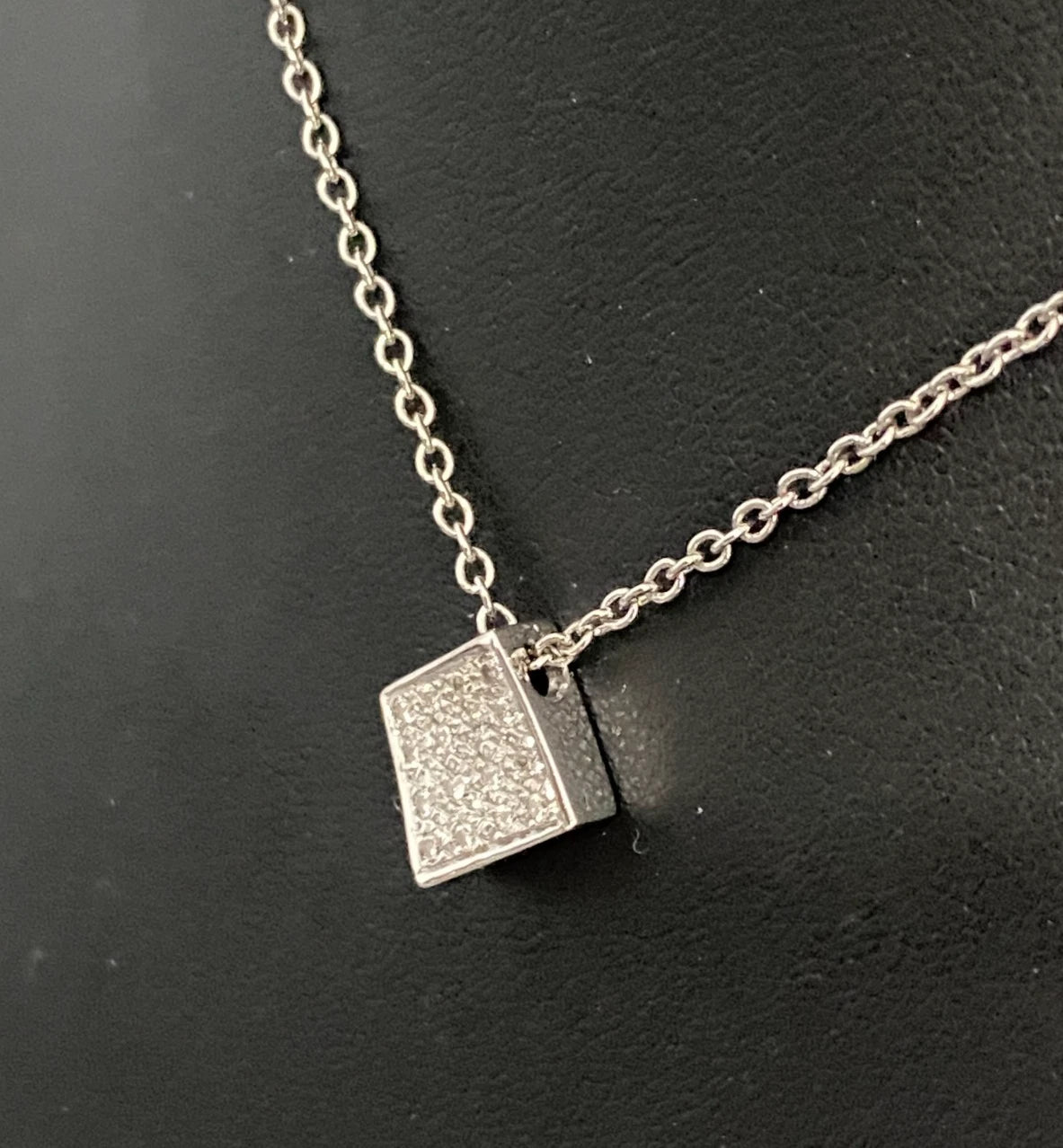 18K White Gold with Brilliant Diamond Square Pendant