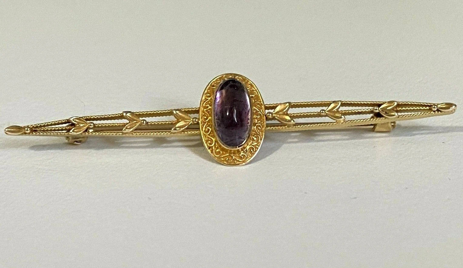 10K Yellow Gold Foiled-Back Gemstone Leaves Decoration Brooch 63mm Long