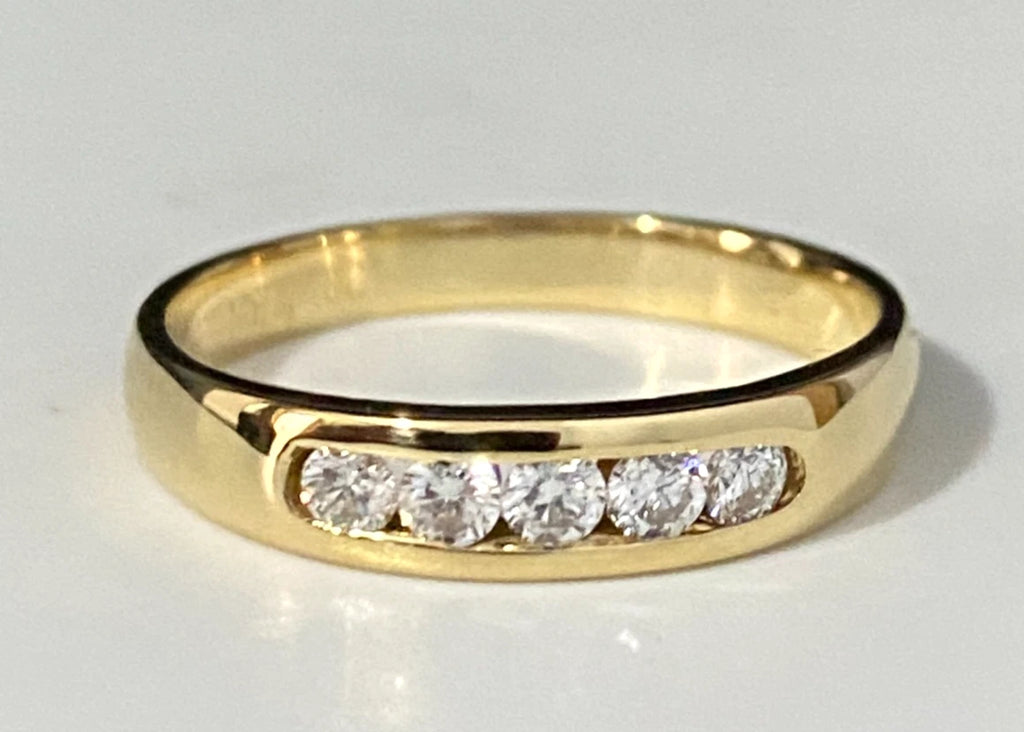 18K Yellow Gold & 0.25CT Diamond Channel Set Wedding Band Ring Size O - 7 1/4