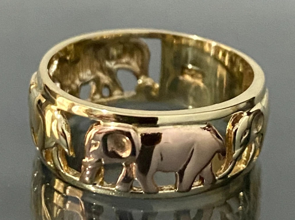 9K Yellow Gold Elephant Band Ring Size O 1/2 - 7 1/2