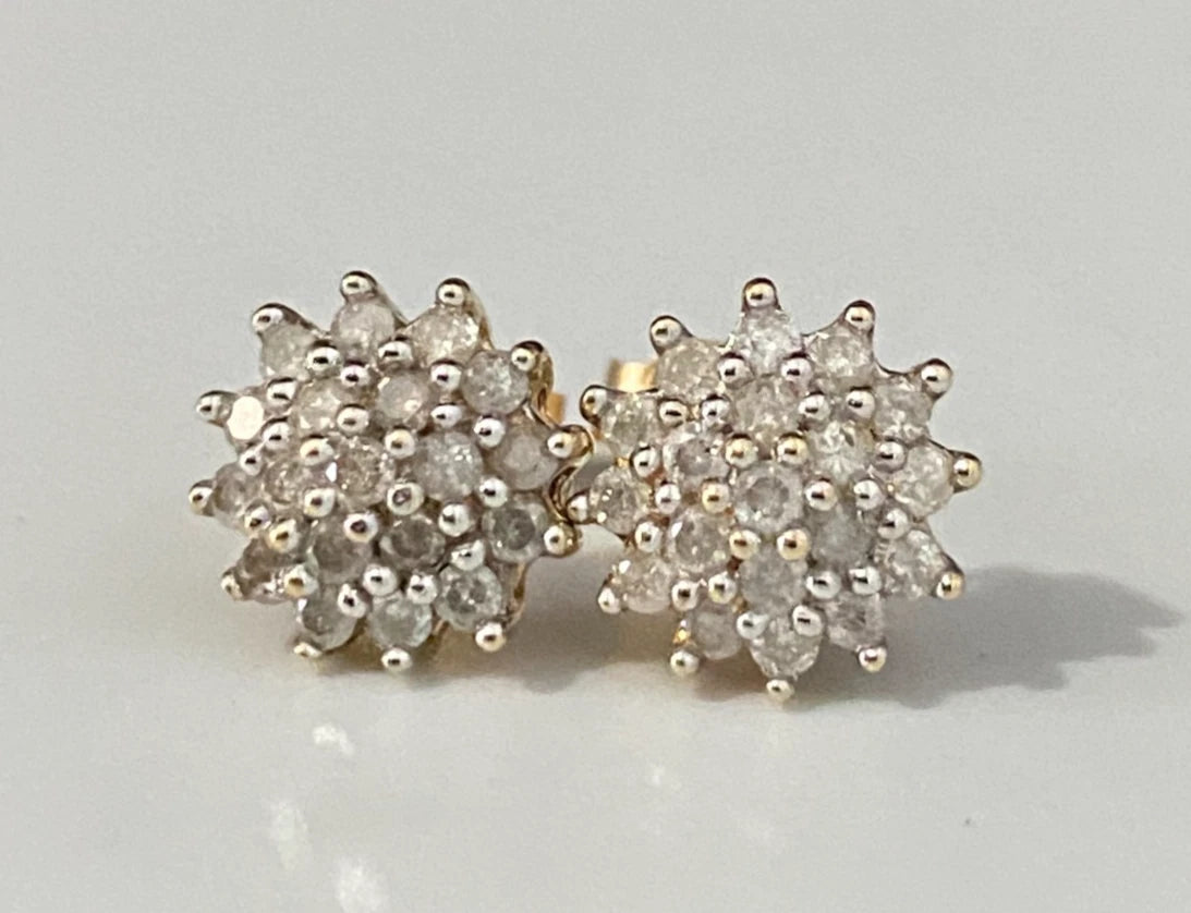 9K Yellow Gold & 0.25CT Diamond Cluster Stud Earrings