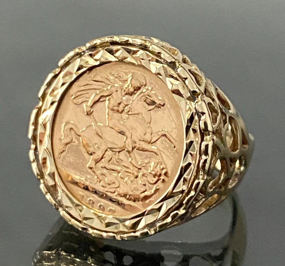 22K Gold Half Sovereign Coin C1897 in 9K Gold Ring Size N 1/2 - 7