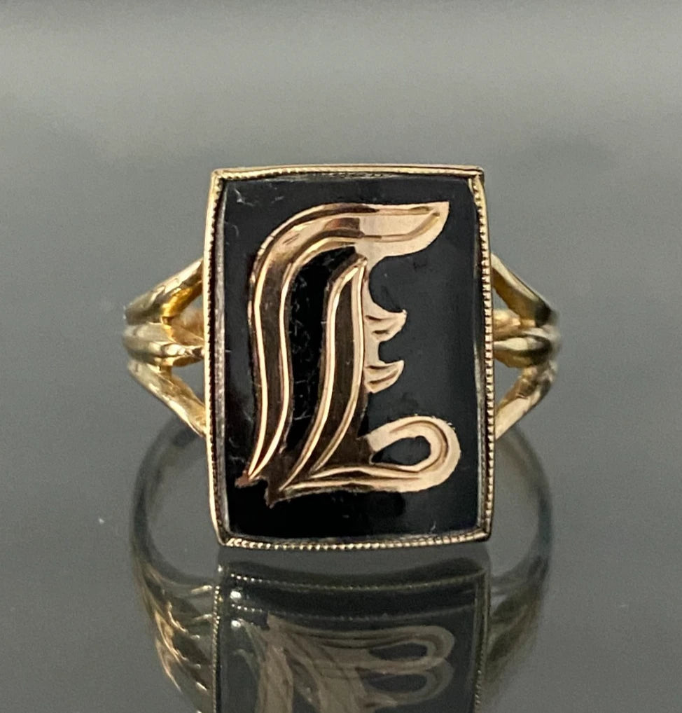 Antique 9K Yellow Gold & Onyx " J " Letter Initial Ring Size P - 7 3/4