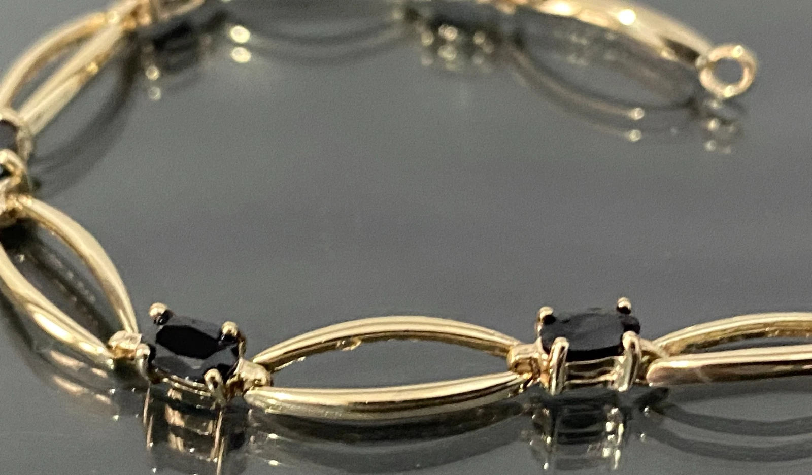 9K Yellow Gold & Black Sapphire Link Bracelet 20.50cm Long