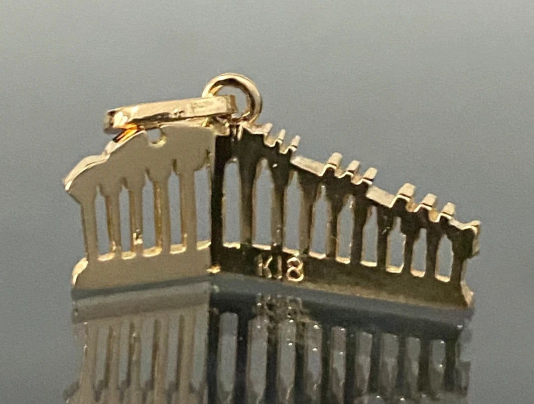 18K Yellow Gold Parthenon Acropolis Pendant