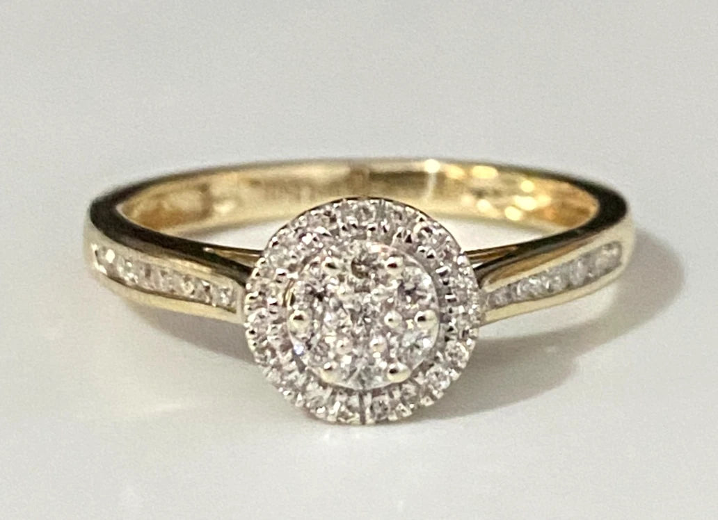 10K Yellow Gold & 0.25CT Diamond Halo engagement Ring Size O - 7 1/4