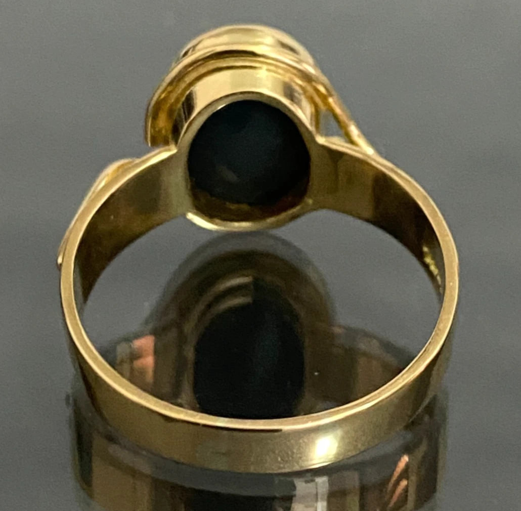 18K Yellow Gold Opal Doublet Ring Size V 1/2 (US 11) - Vintage Jewellery