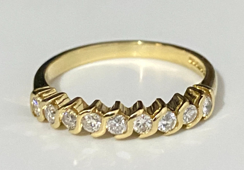 18K Yellow Gold & 0.30CT Diamond Wedding Band Ring Size O - 7 1/4