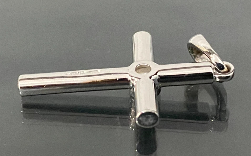 9K White Gold & Diamond Cross Pendant 32.0mm High