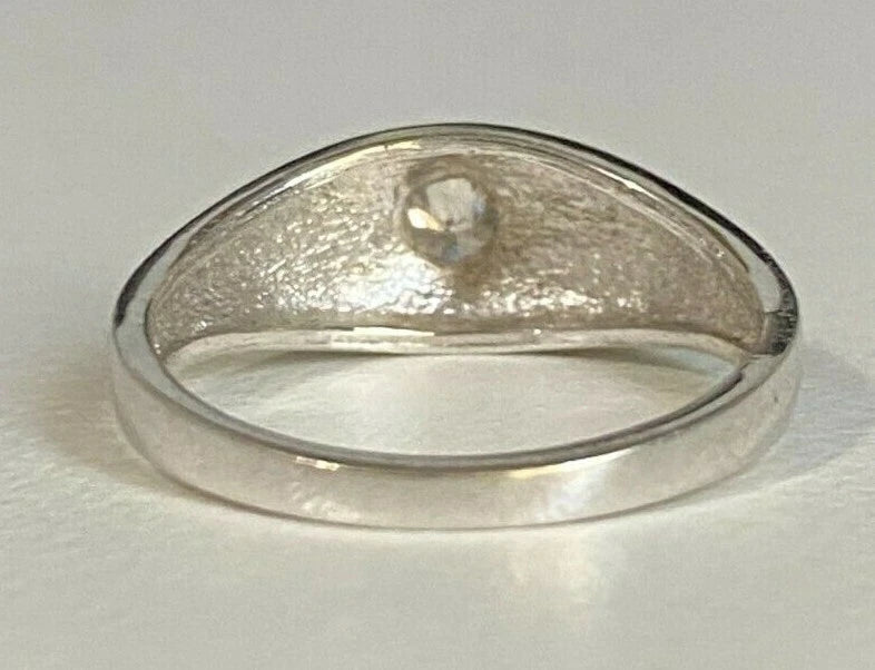 18K White Gold & Diamond Textured Dome Band Ring Size L - 5 1/2