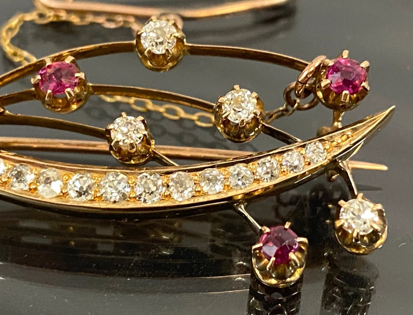 Victorian 15K Yellow Gold Ruby Diamond Crescent Moon Star Comet Brooch 41mm